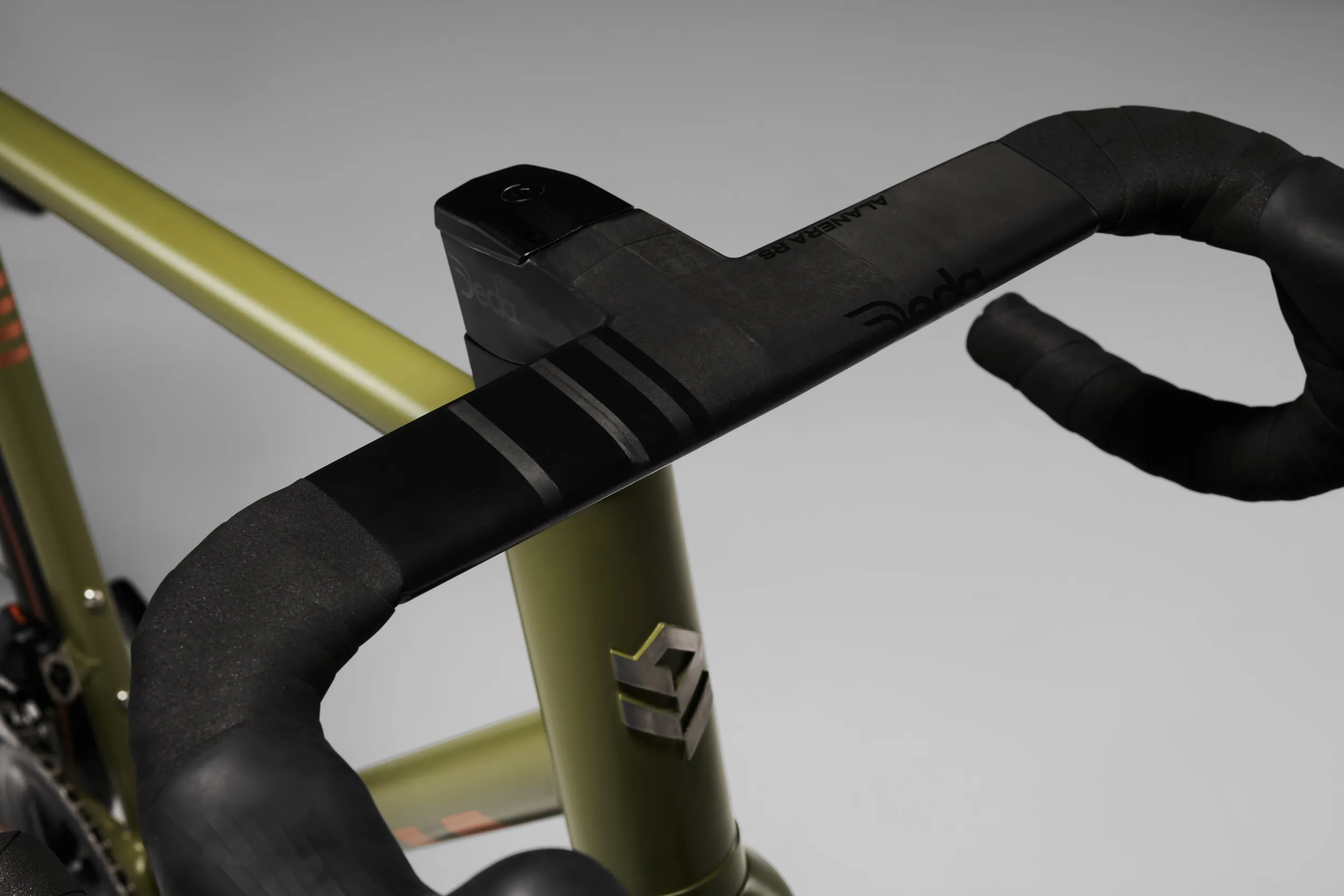 Cockpit integrado Deda Alanera RS de Oxia Katharsis