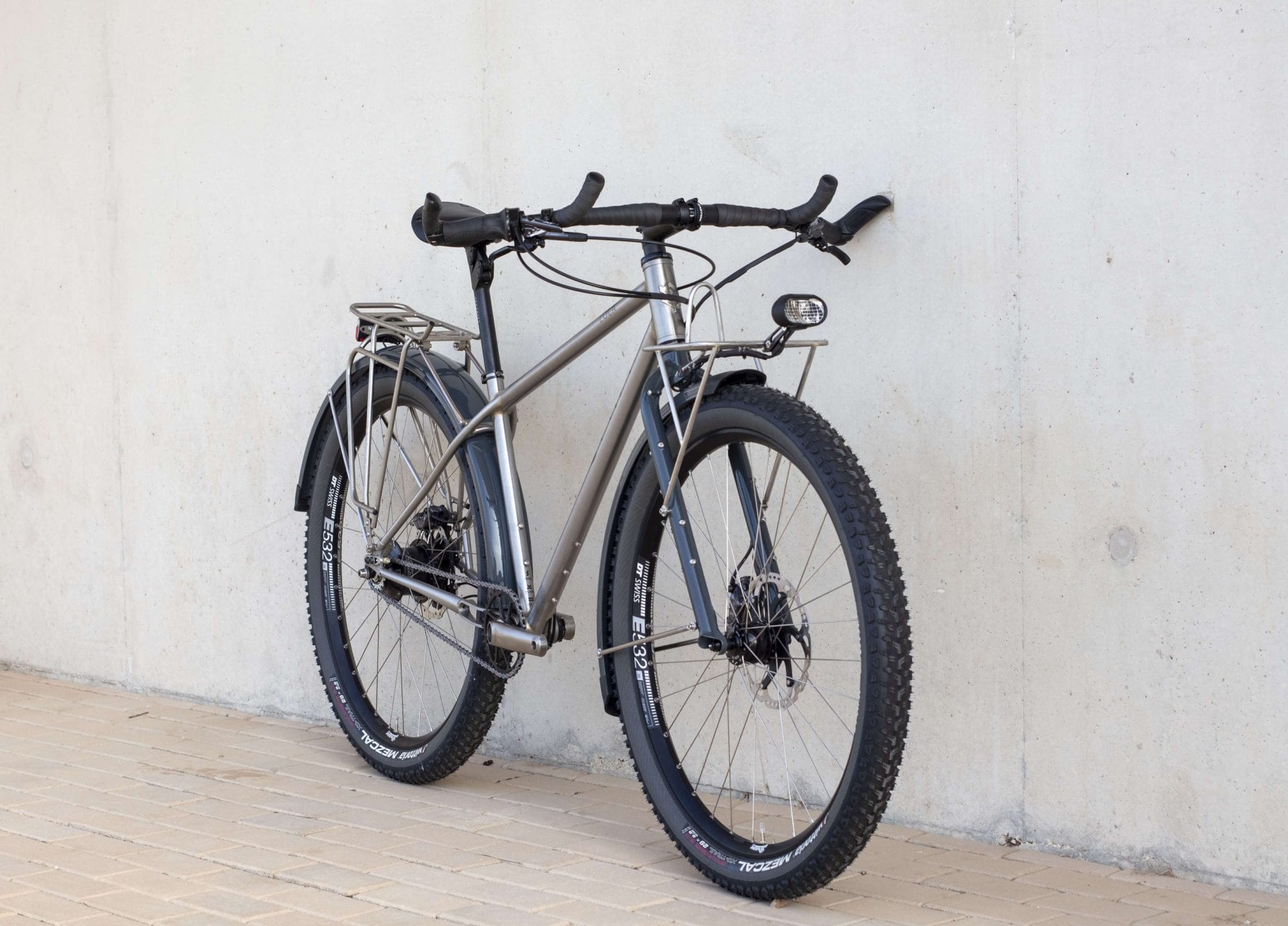 Bicicleta de acero inoxidable a medida / Custom stainless steel bicycle